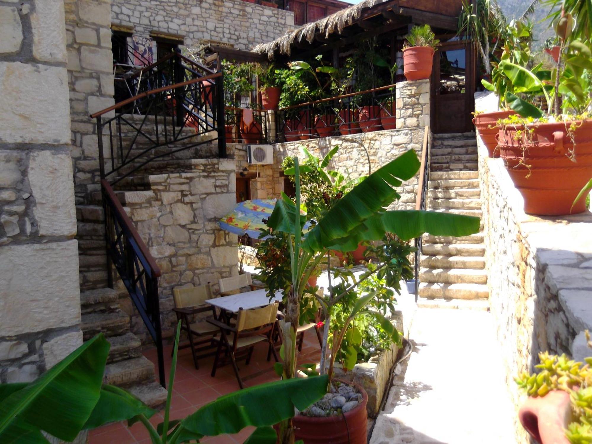 Stone Village Hotel Apartments Bali  Dış mekan fotoğraf